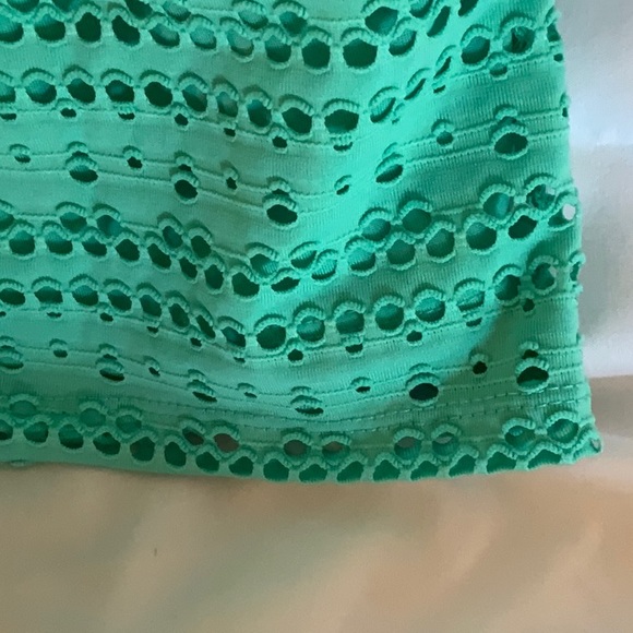 Tank - Picture 4 of 6